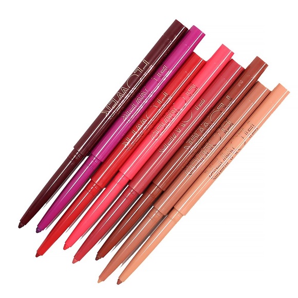 Flower Beauty Petal Pout Lip Liner in Cherry - Picture 13 of 15